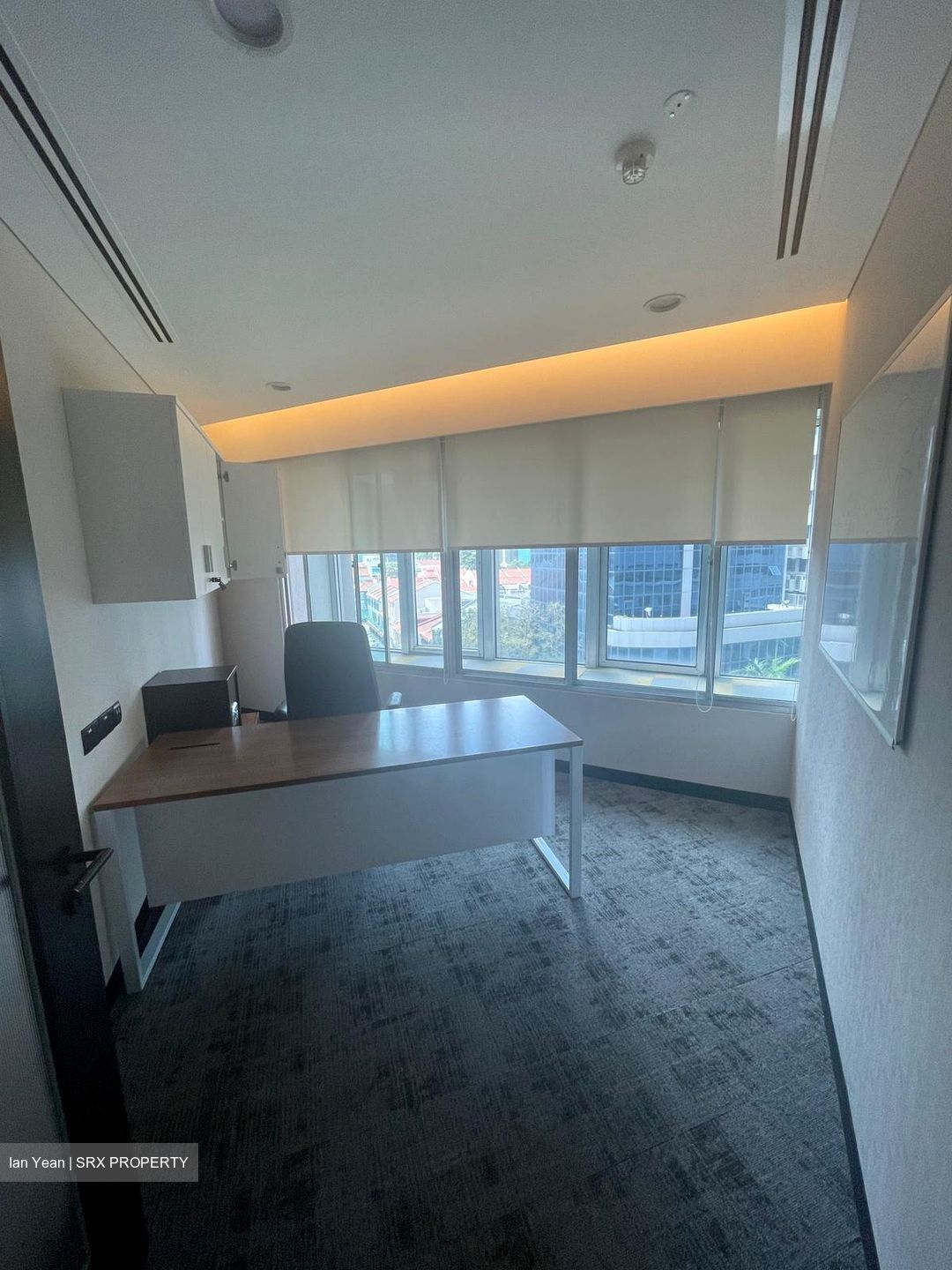 The Octagon (D1), Office #608143581